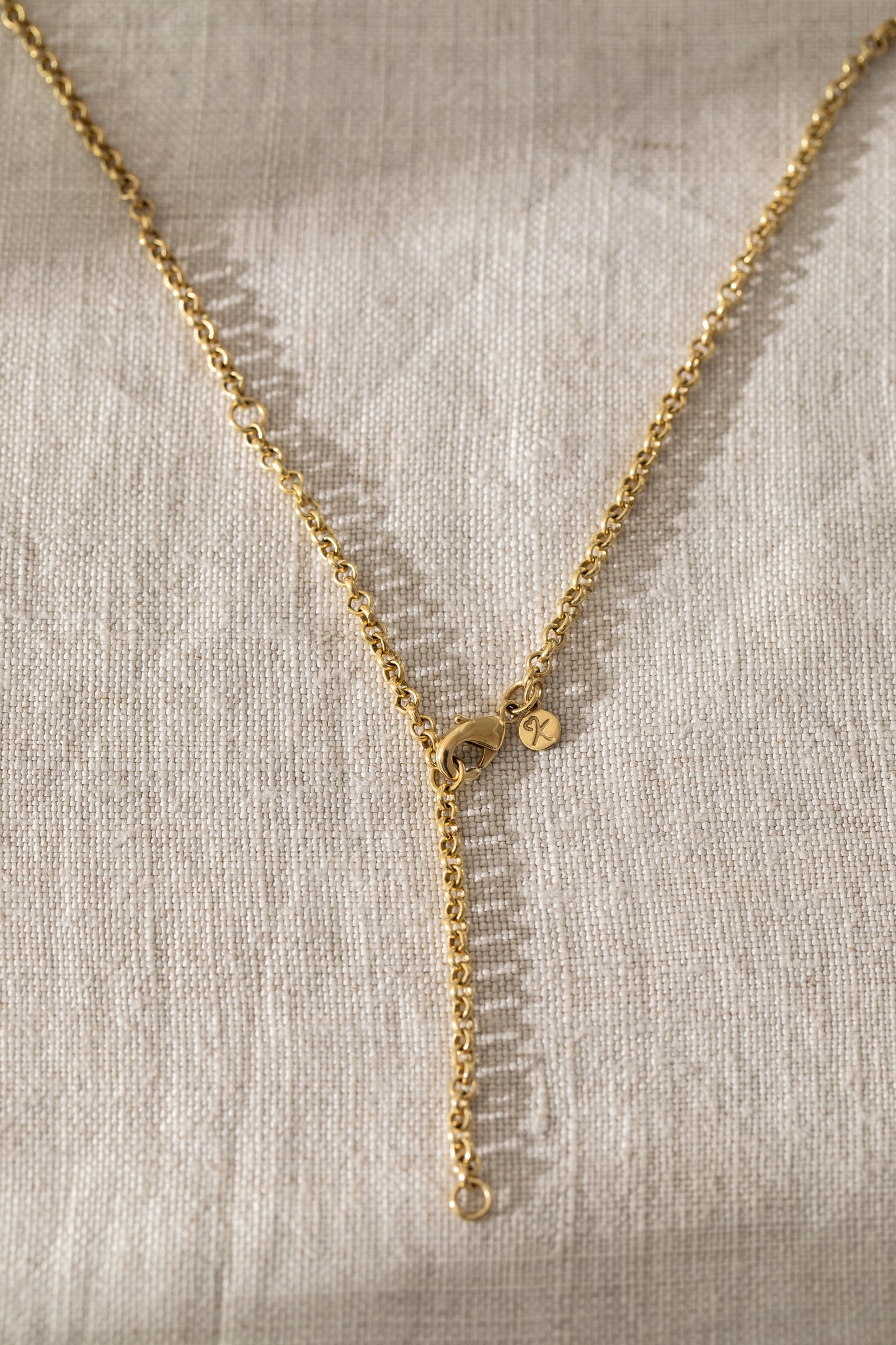 Simple Chain neck